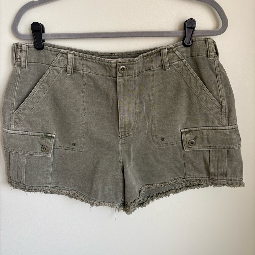 Lucky Brand Jeans Womens Olive Cargo Frayed Hem Shorts size 32